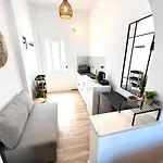 Aeolian Blu 6 * Páros
